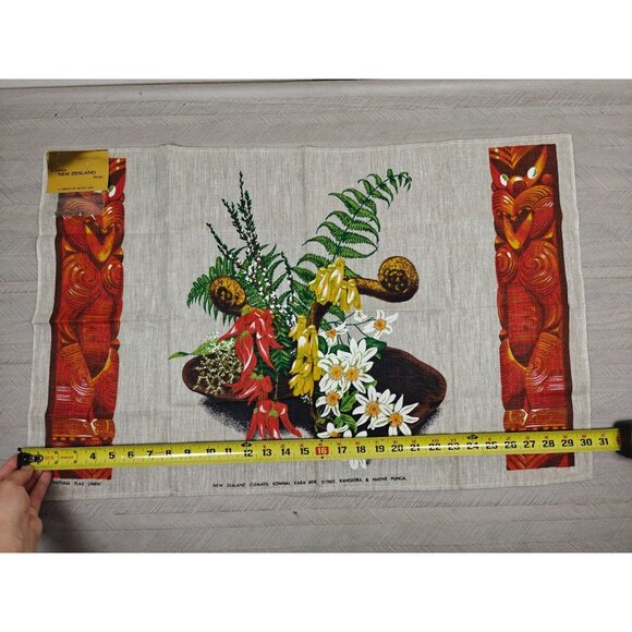 Vintage New Zealand Flax Linen Tea Towel With Native Flora & Maori Design NEW - Picture 3 of 8